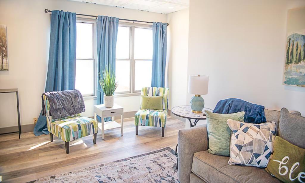 2500 Executive Park Nw - Photo 5 of 19