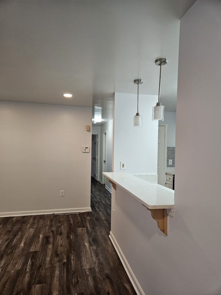 2040 Alice Avenue #201 - Photo 4 of 15