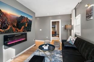 32 E 44th St - Photo 1 of 1