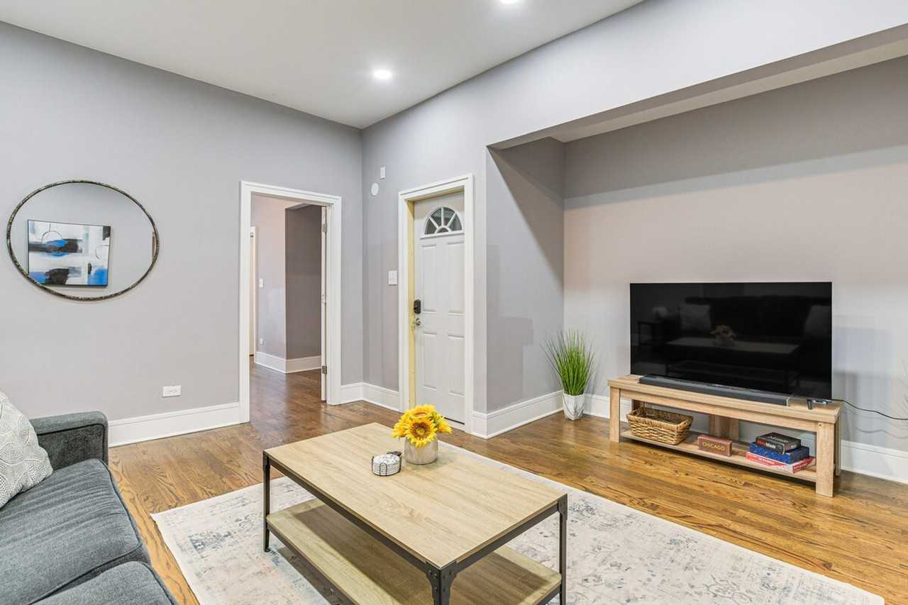 2148 W Chicago Ave #1306858P - Photo 5 of 25