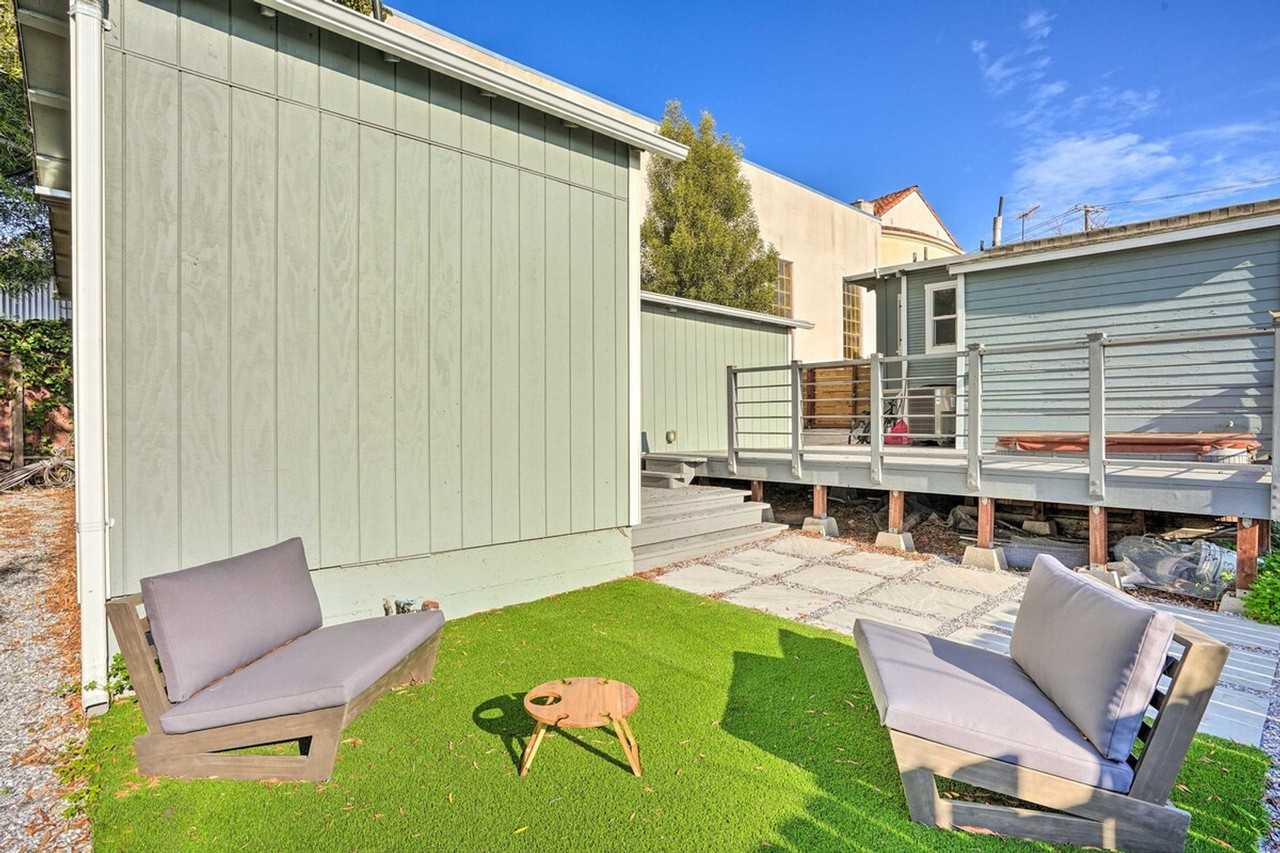 2715 Macarthur Blvd #1305026P - Photo 4 of 24