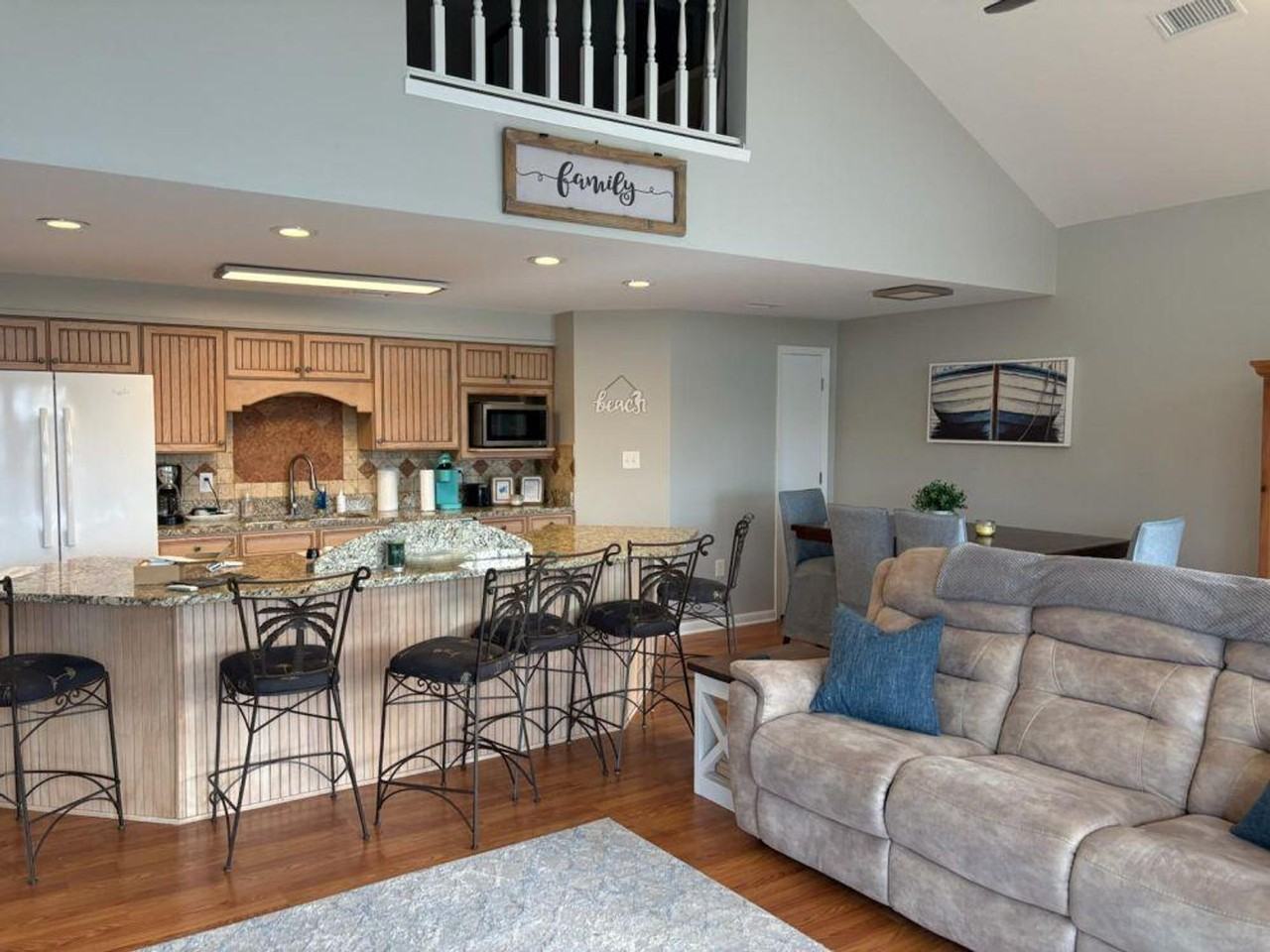 3806 Spinnaker Dr #1330447P - Photo 3 of 27