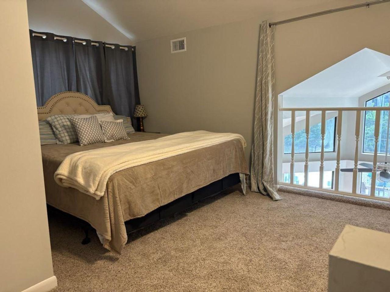 3806 Spinnaker Dr #1330447P - Photo 4 of 27