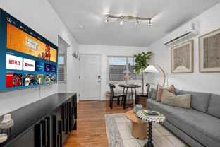 334 Langley St - Photo 1 of 1