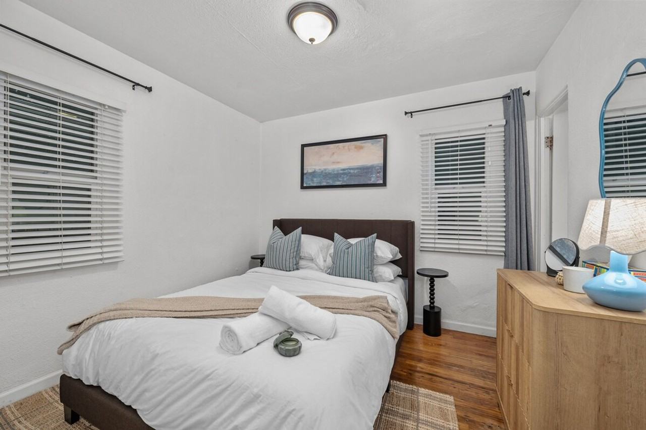 334 Langley St #1330861P - Photo 6 of 11