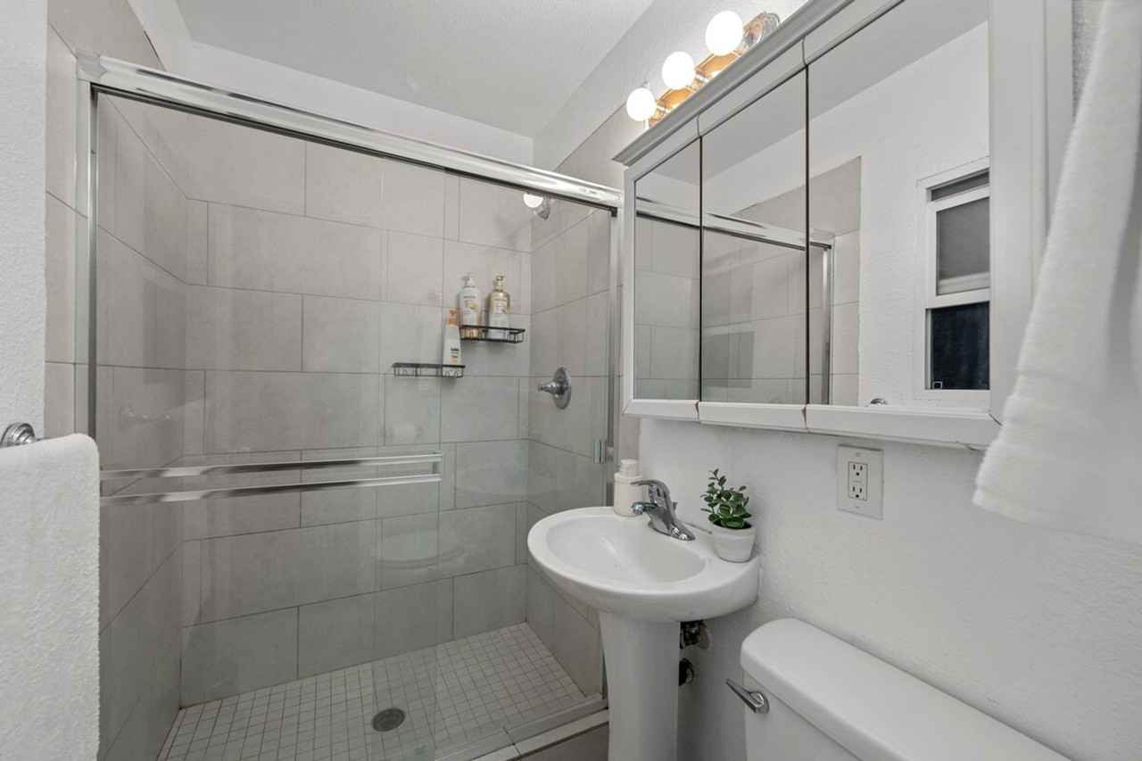 334 Langley St #1330861P - Photo 3 of 11