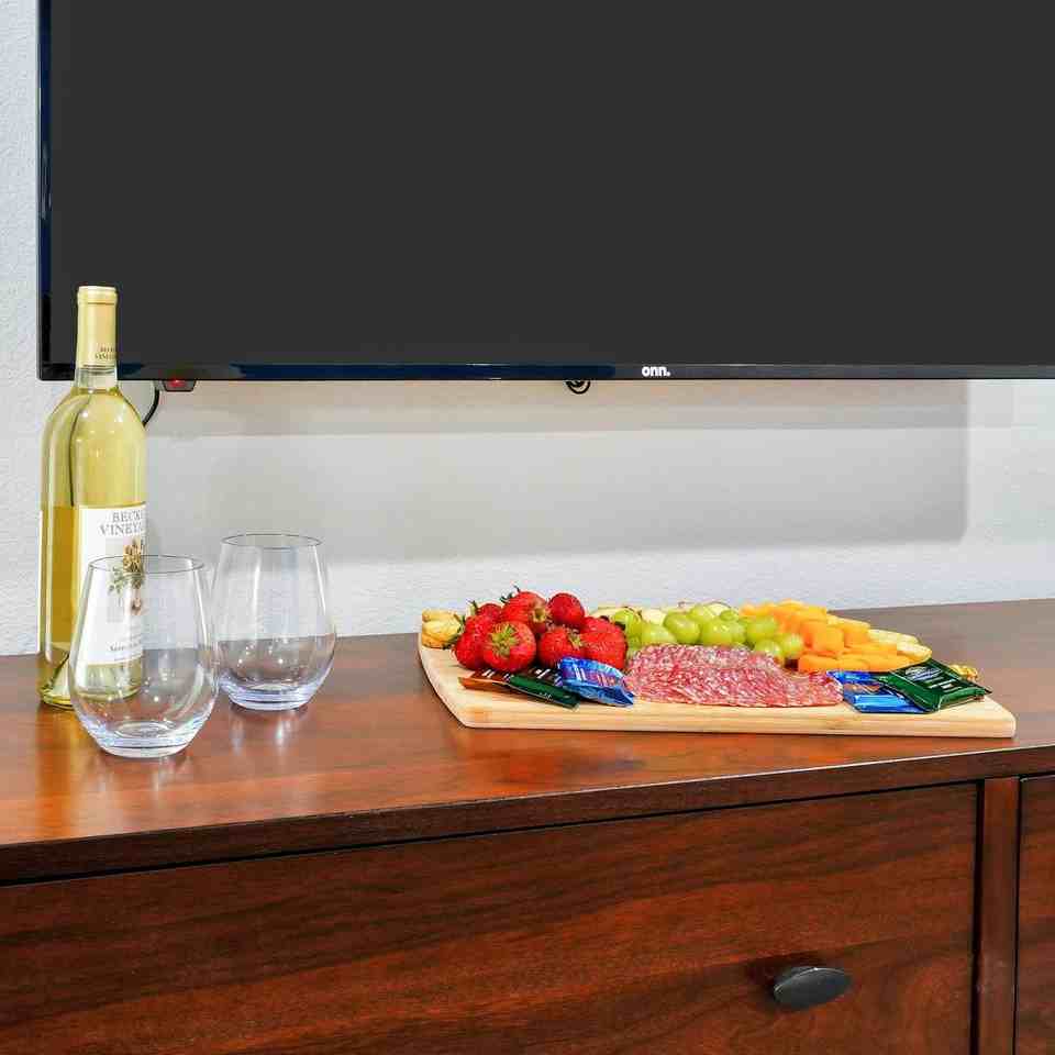 721 Perry Ave #1324866P - Photo 6 of 45