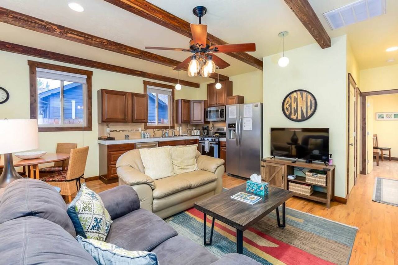 1018 Nw Ogden Ave #1330990P - Photo 2 of 23