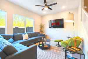 featured image of 16601 N Parkview Pl