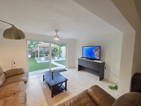 806 Northeast 4th Street - Photo 1 of 1