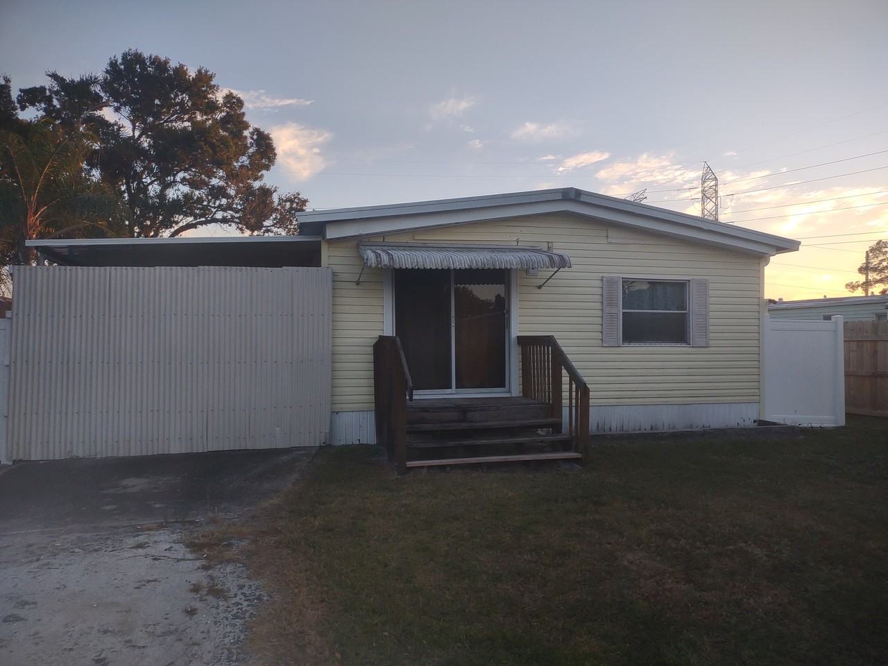 6122 141st Avenue North - Photo 6 of 6