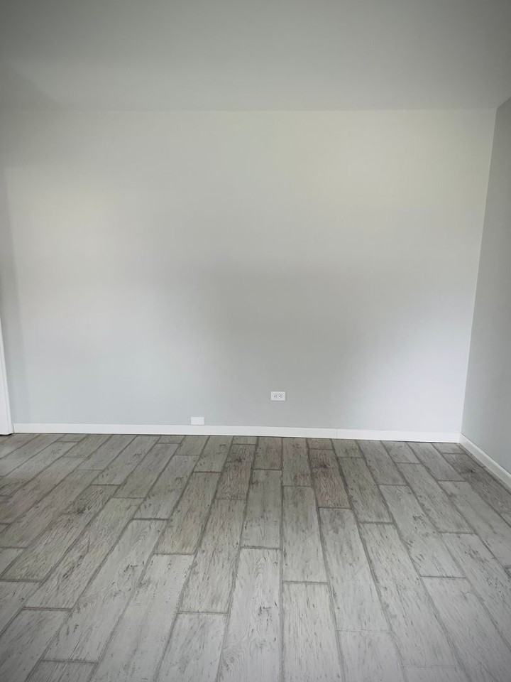 1386 Superior Avenue - Photo 7 of 13