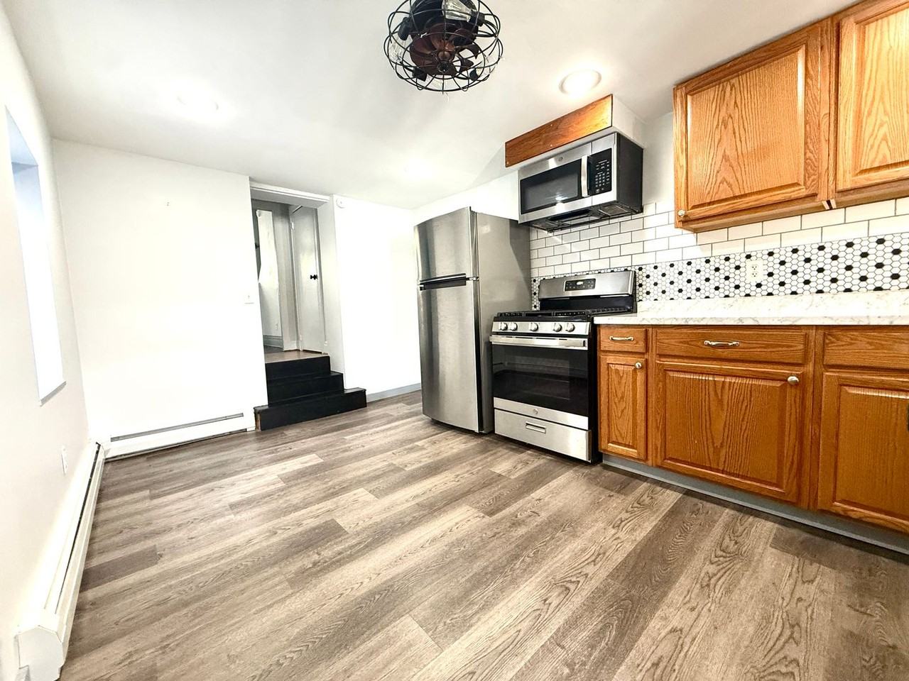 24 Mcdonald St - Photo 5 of 17