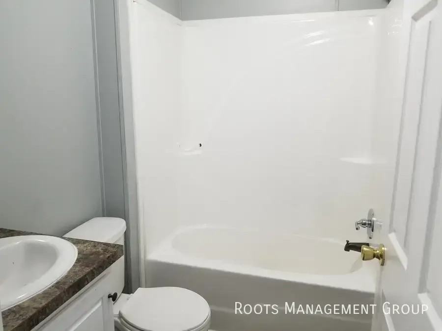 10025 Joan Dr #121 - Photo 5 of 9