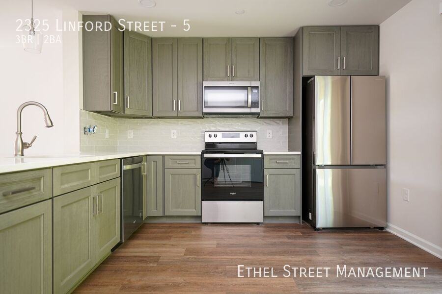 2325 Linford St #5 - Photo 6 of 25