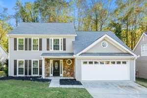 featured image of 1070 Hunters Creek Ct