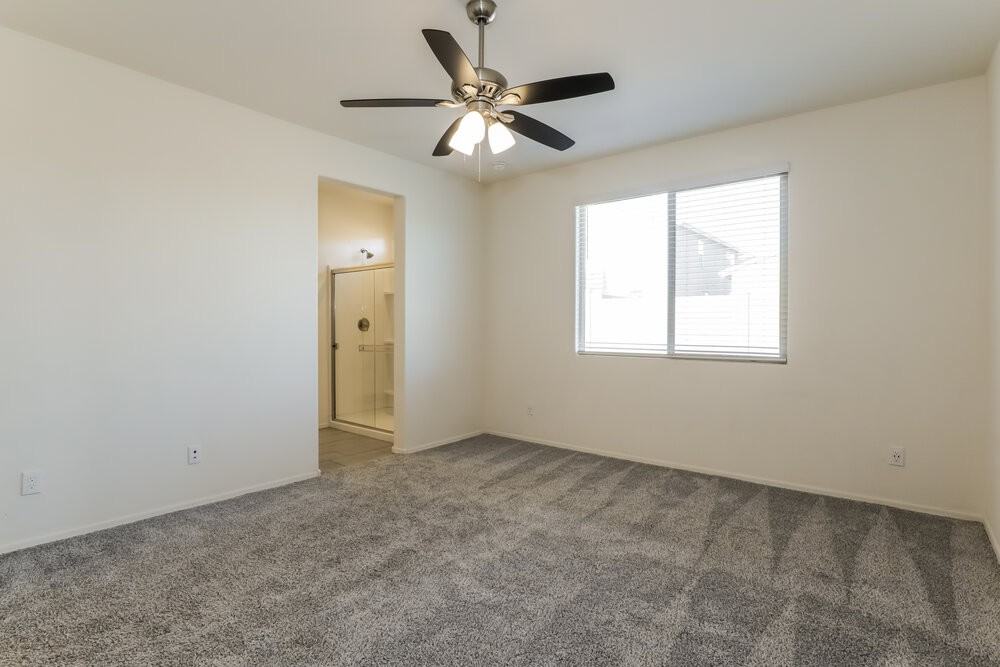 12100 W Charismatic Dr - Photo 7 of 16