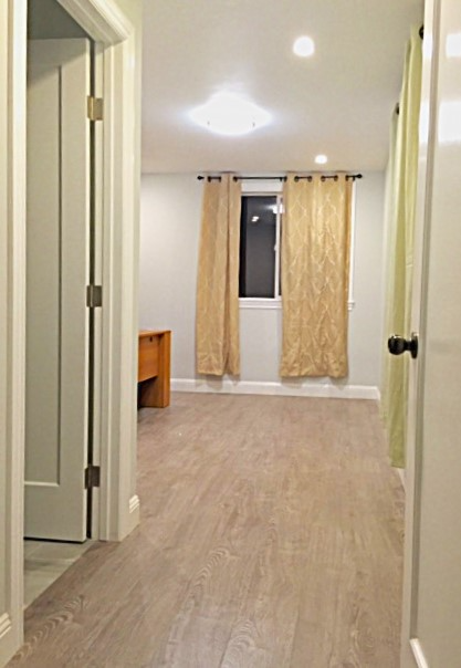 1256 27th Ave - Photo 3 of 5