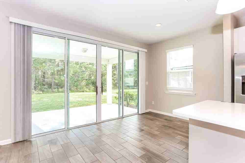 3528 Bradley Creek Pkwy - Photo 6 of 17