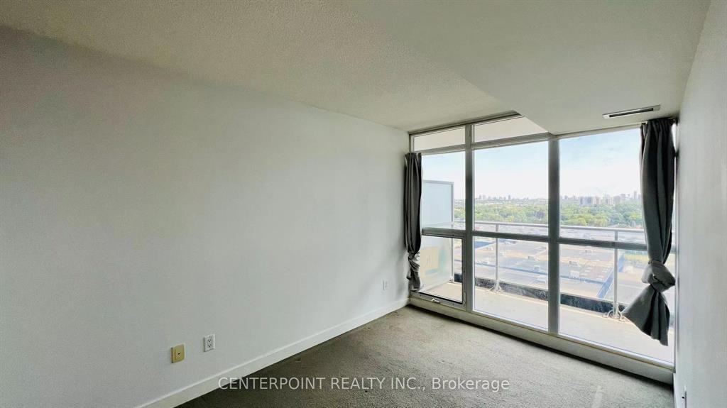 19 Singer Court - Photo 7 of 13