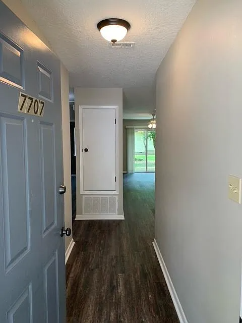 7707 Kipling St - Photo 3 of 11