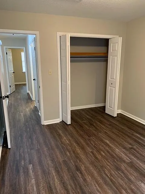 7707 Kipling St - Photo 6 of 11