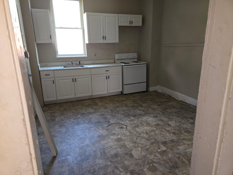 225 Upton St #2ndFL - Photo 6 of 9