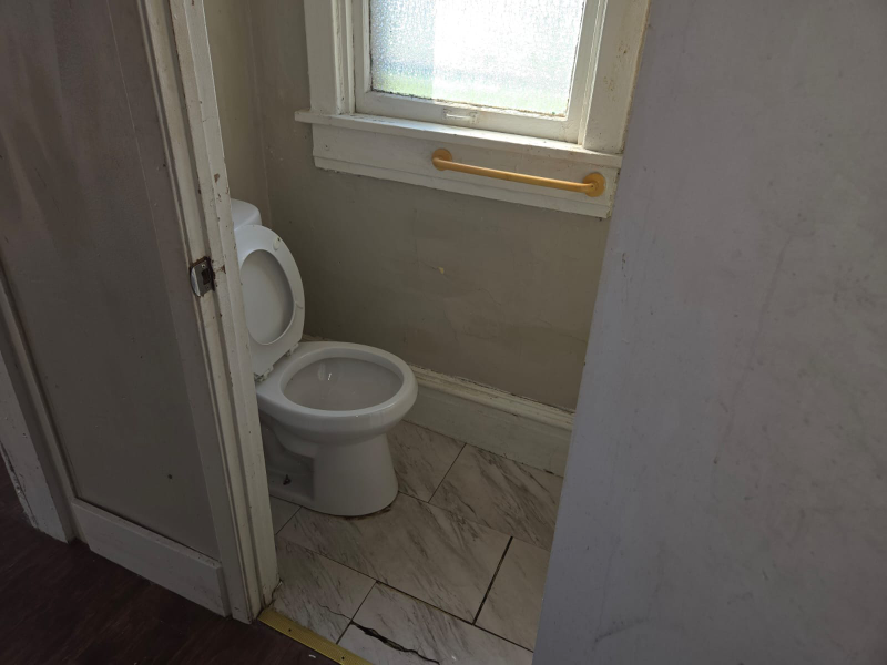 225 Upton St #2ndFL - Photo 7 of 9