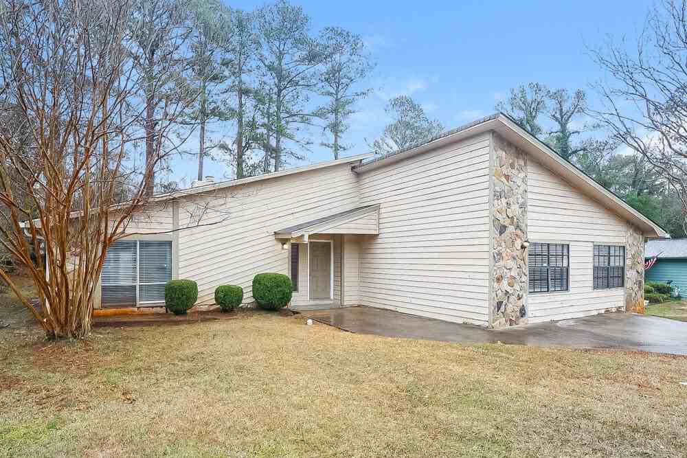 8866 Wellston Ct - Photo 3 of 16