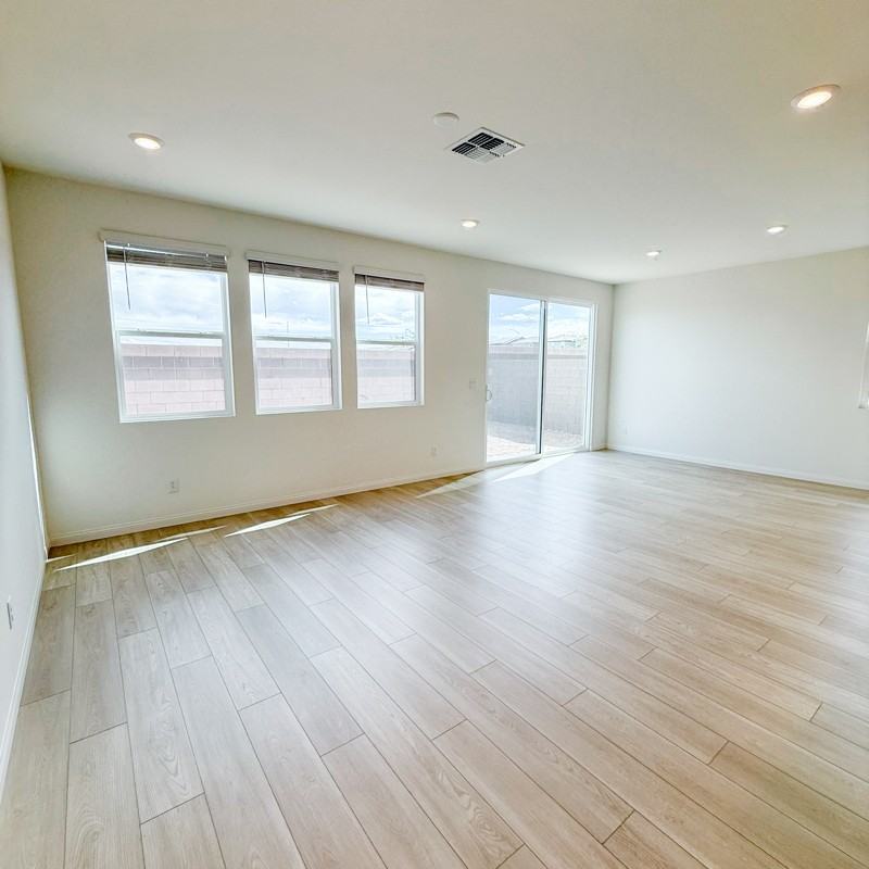 7061 Cottage Vista Avenue - Photo 5 of 22