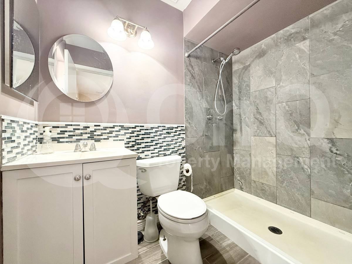 554 West Yale Drive - Photo 3 of 10