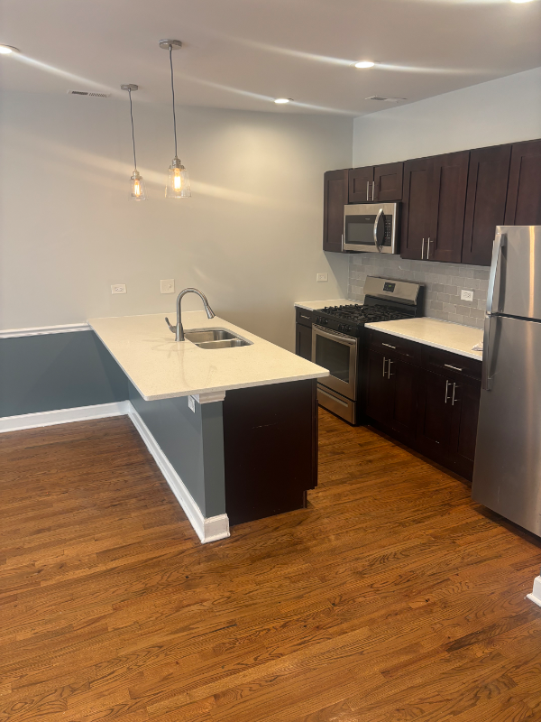 7725 S Kingston Ave #3 - Photo 2 of 9