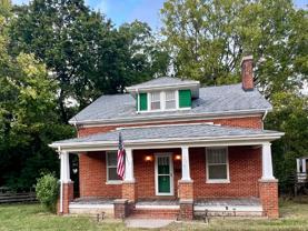 511 Bowling St - Photo 1 of 1