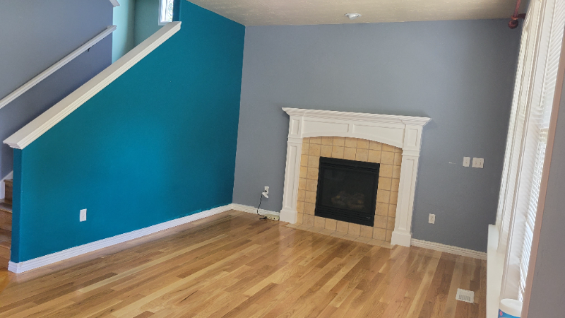 807 E Whisper Cove Rd - Photo 2 of 10