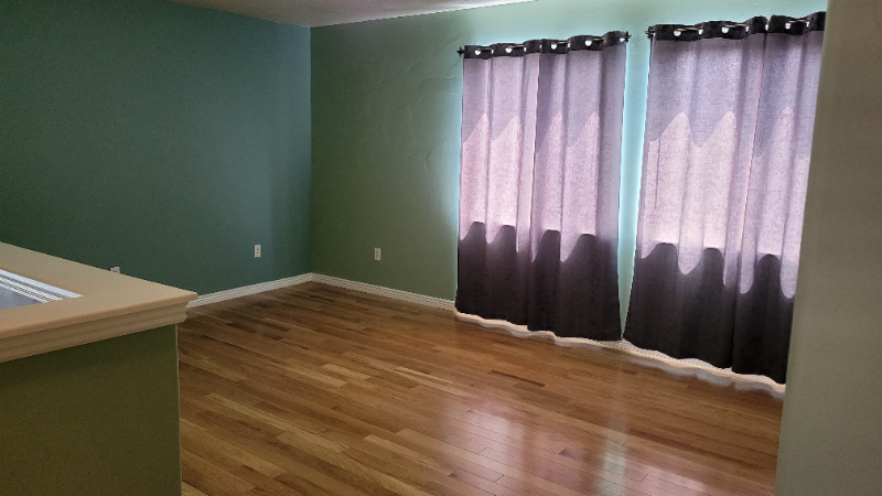 807 E Whisper Cove Rd - Photo 7 of 10