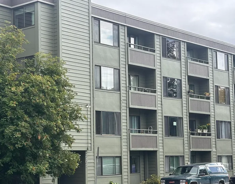 2201 Romig Place #301