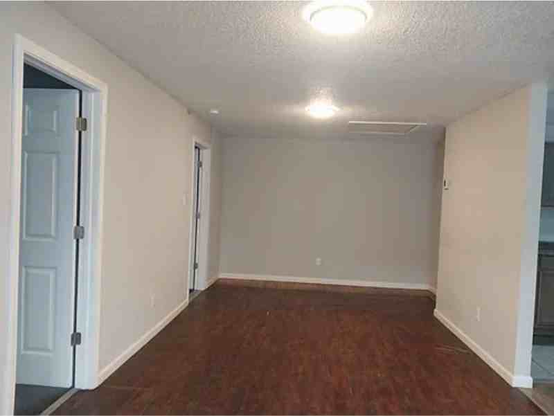 4566 Knoxville Hwy #1 - Photo 5 of 5