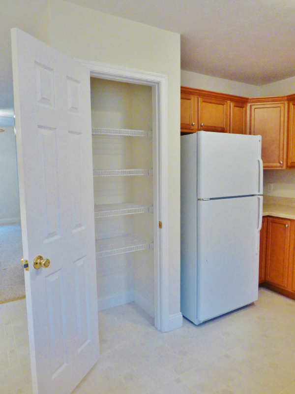 103 12th St #B - Photo 4 of 18