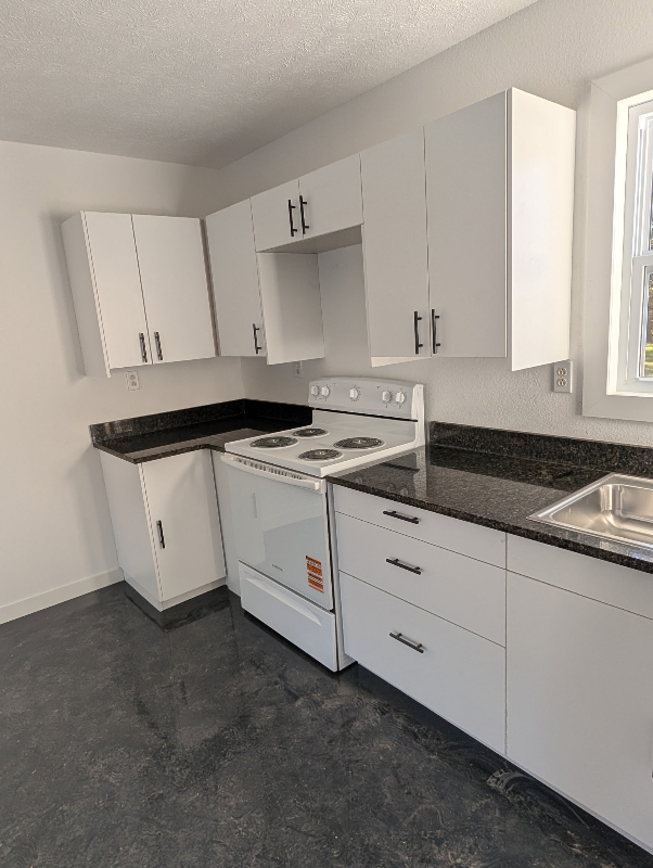 5314 East Ave - Photo 3 of 9