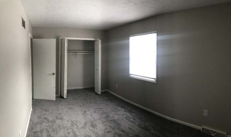 2206 Harsh Ave Se - Photo 5 of 12