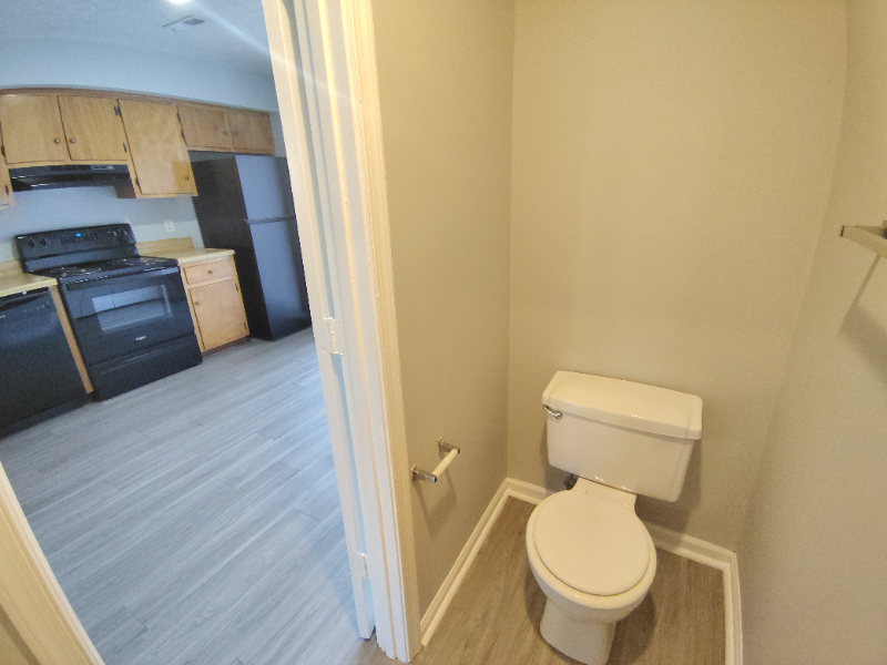 74 Ferguson Dr - Photo 5 of 11