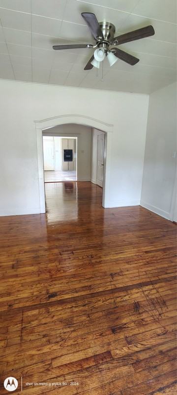 4863 Douglas Ave - Photo 4 of 11