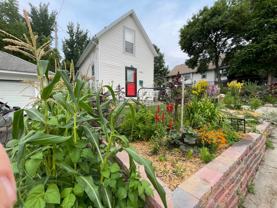 2462 S 38th Ave - Photo 1 of 1