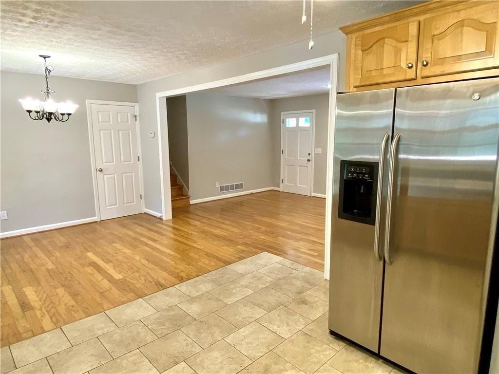 97 Brookhaven Dr - Photo 7 of 22