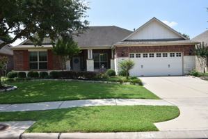 featured image of 1111 Majestic Oak