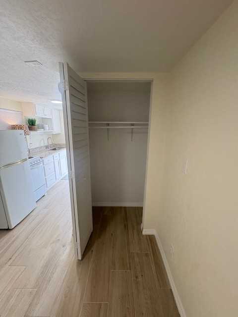 2702 South Atlantic Avenue #5 - Photo 7 of 13