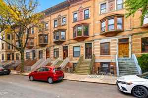 featured image of 312 W 138th St #2