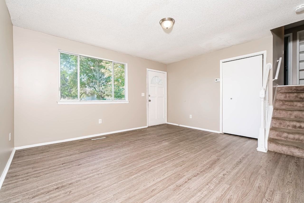 5252 Refugee Rd - Photo 4 of 16