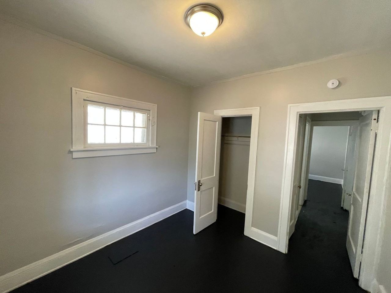 4153 East 136th Street - Photo 4 of 13