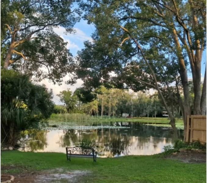 4554 Malik Cres - Photo 2 of 17